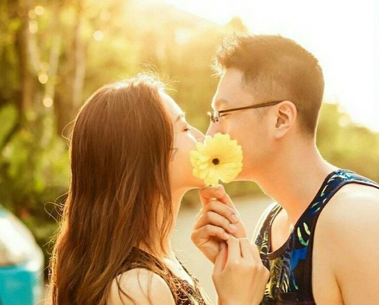 一个游戏主机销量翻倍，一个包揽游戏前十榜单，索尼任天堂你选谁