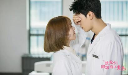 【健康】砧板发霉了？开水烫还是太阳晒？清洁不彻底可能出大事→